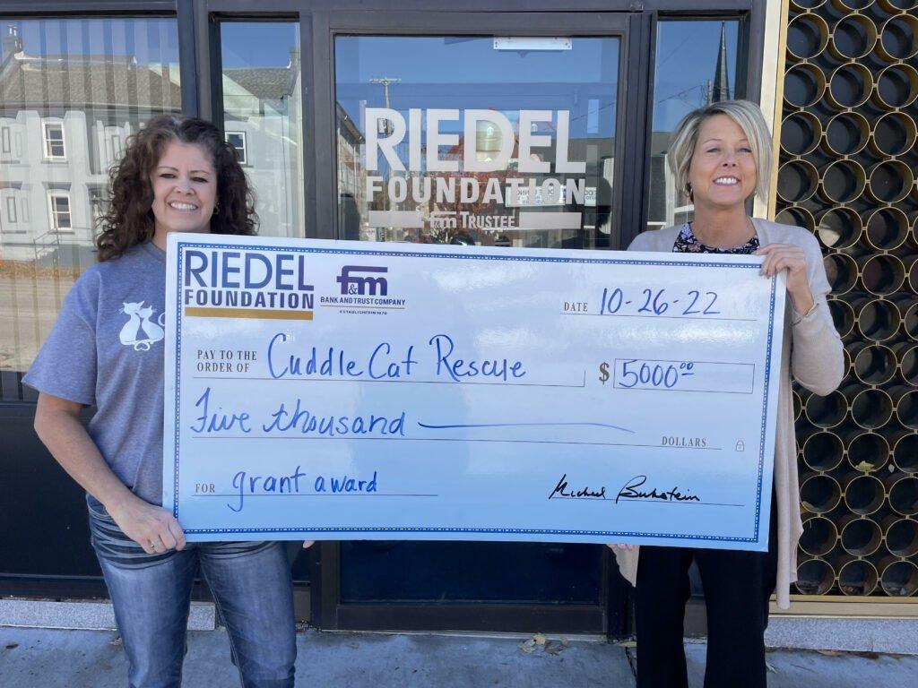 Riedel Foundation Awards Grant to Cuddle Cat Rescue for Spay and Neuter Program