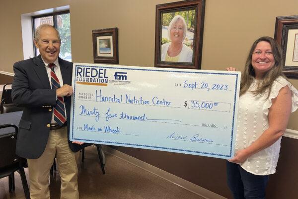 Riedel Foundation Awards $35,000 Matching Grant to Feed Hannibal Senior Citizens 