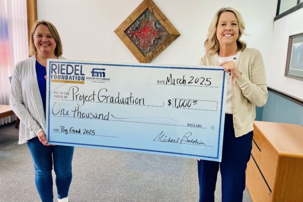 Riedel Foundation Awards Grant for Hannibal Project Graduation