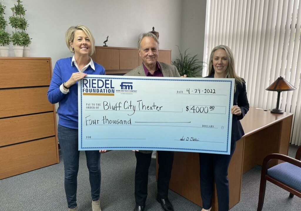 Riedel Foundation Awards Grant to Bluff City Theater